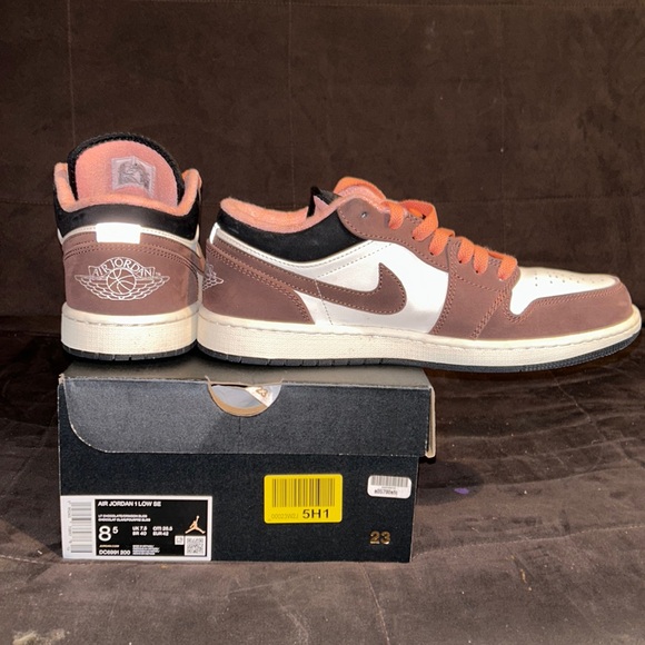 Jordan 1 low “mocha” - Picture 1 of 5
